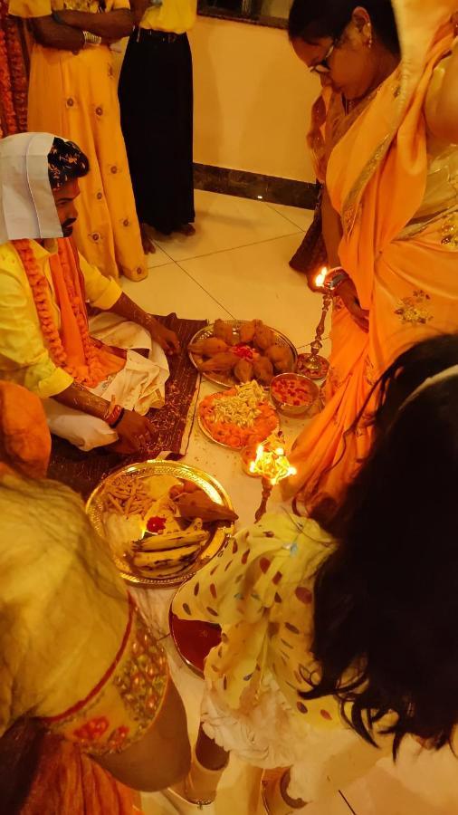 Oyo 16708 Sada Shiv Guest House バラナシ エクステリア 写真