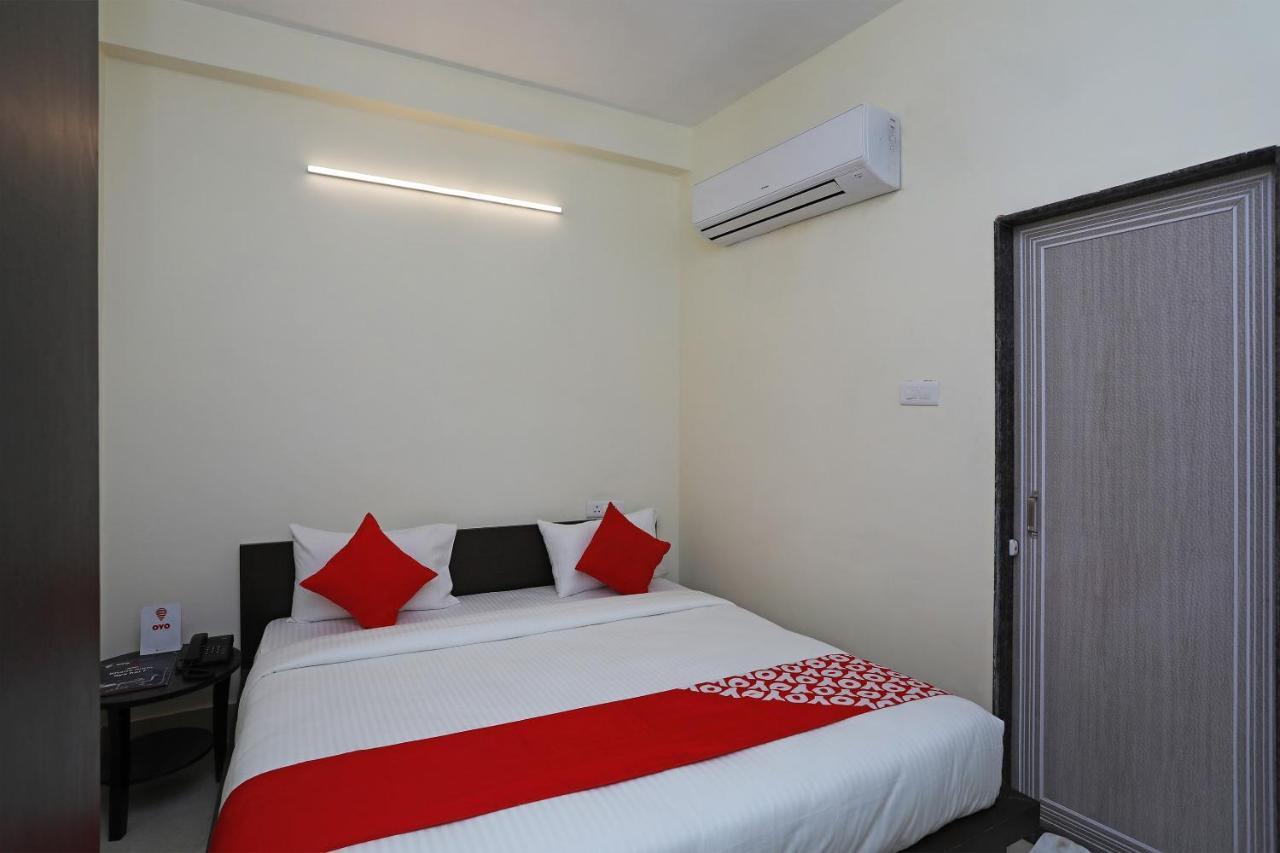 Oyo 16708 Sada Shiv Guest House バラナシ エクステリア 写真