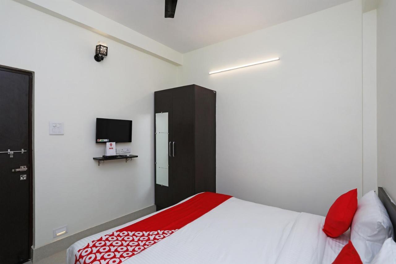 Oyo 16708 Sada Shiv Guest House バラナシ エクステリア 写真