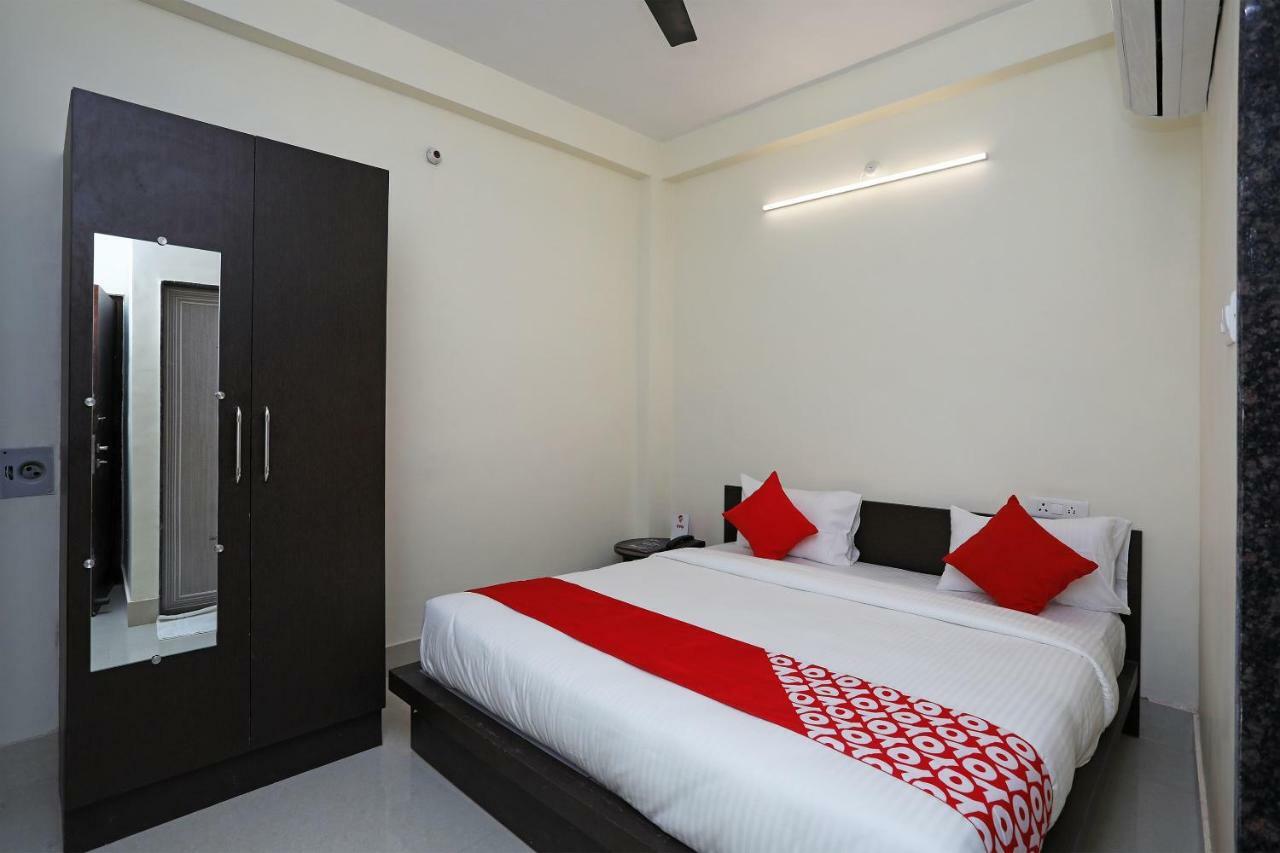 Oyo 16708 Sada Shiv Guest House バラナシ エクステリア 写真
